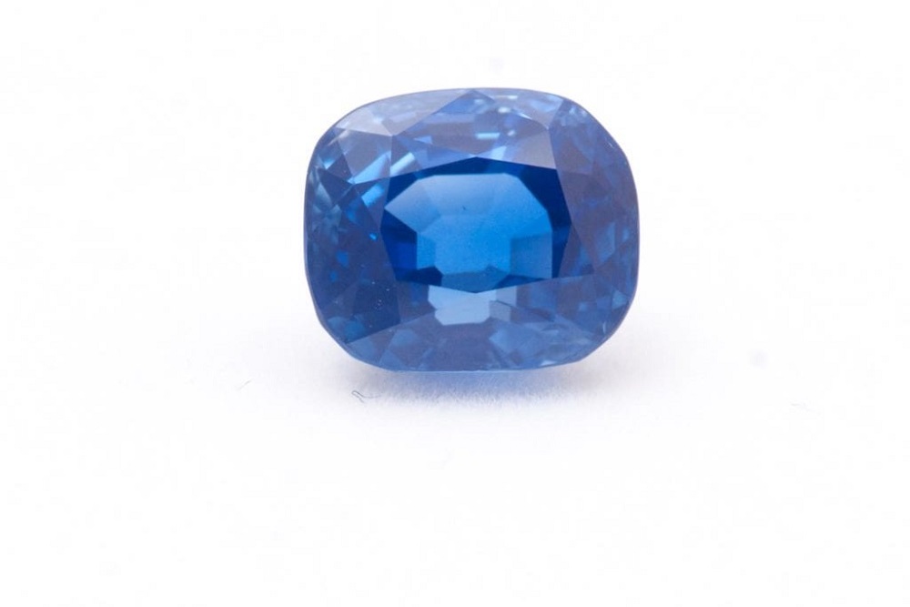 10 Viên Đá Qúy Tự Nhiên Hiếm Hơn Cả Kim Cương - Sapphire Kashmir