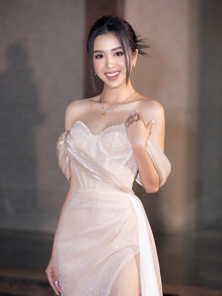 MỘT NĂM NHÌN LẠI: CẢI THIỆN, NỖ LỰC VÀ TĂNG TỐC 11 Hãy cùng IJC nhìn lại những người đẹp đã tin tưởng và lựa chọn trang sức đá quý IJC trong năm 2020 vừa qua là những ai nhé!