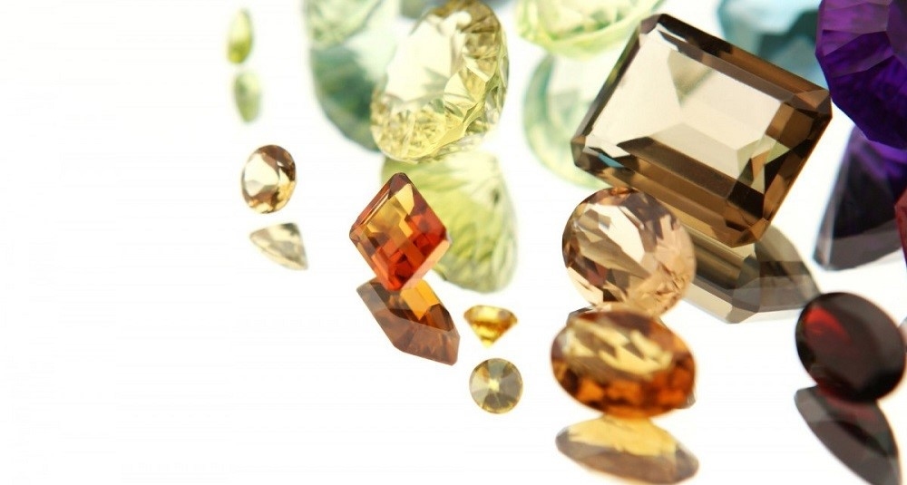 4C TIÊU CHUẨN KHI ĐÁNH GIÁ CHẤT LƯỢNG ĐÁ QUÝ TỰ NHIÊN 2 4C TIÊU CHUẨN KHI ĐÁNH GIÁ CHẤT LƯỢNG ĐÁ QUÝ TỰ NHIÊN