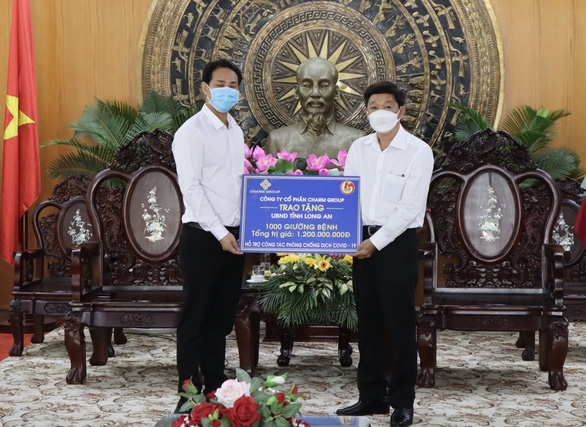 Charm Group chung tay vuot dai dich 3