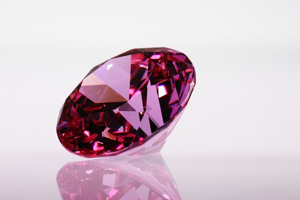 CHỌN TRANG SỨC ĐÁ QUÝ THEO THÁNG SINH 1 chon trang suc da quy theo thang sinh