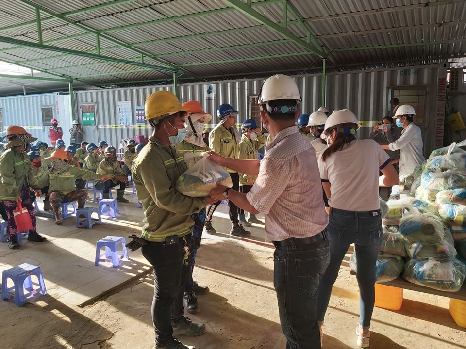 HOẠT ĐỘNG THIỆN NGUYỆN CHỐNG DỊCH COVID-19