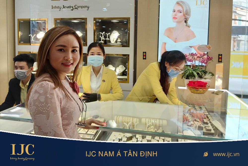 khai trương showroom tại ngân hàng nam á chi nhánh tân định