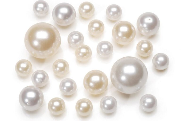 NGỌC TRAI – ĐÁ QUÝ TỰ NHIÊN MỆNH DANH “NHẤT HẬU”