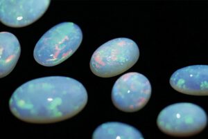 opal_da_quy_thien_nhien_cua_su_may_man