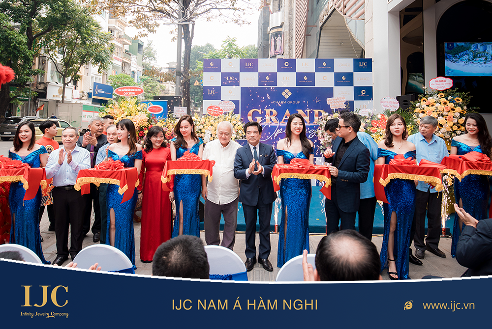 showroom ijc charm club pho hue 4