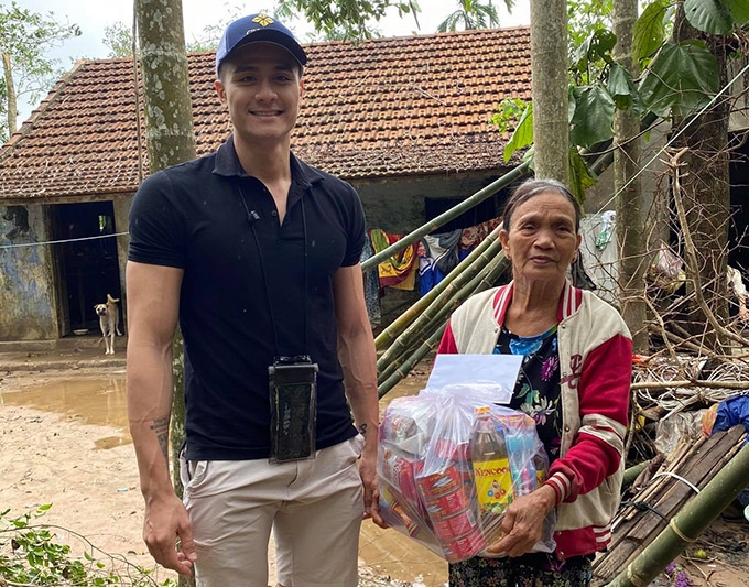 CHƯƠNG TRÌNH THIỆN NGUYỆN HƯỚNG VỀ MIỀN TRUNG