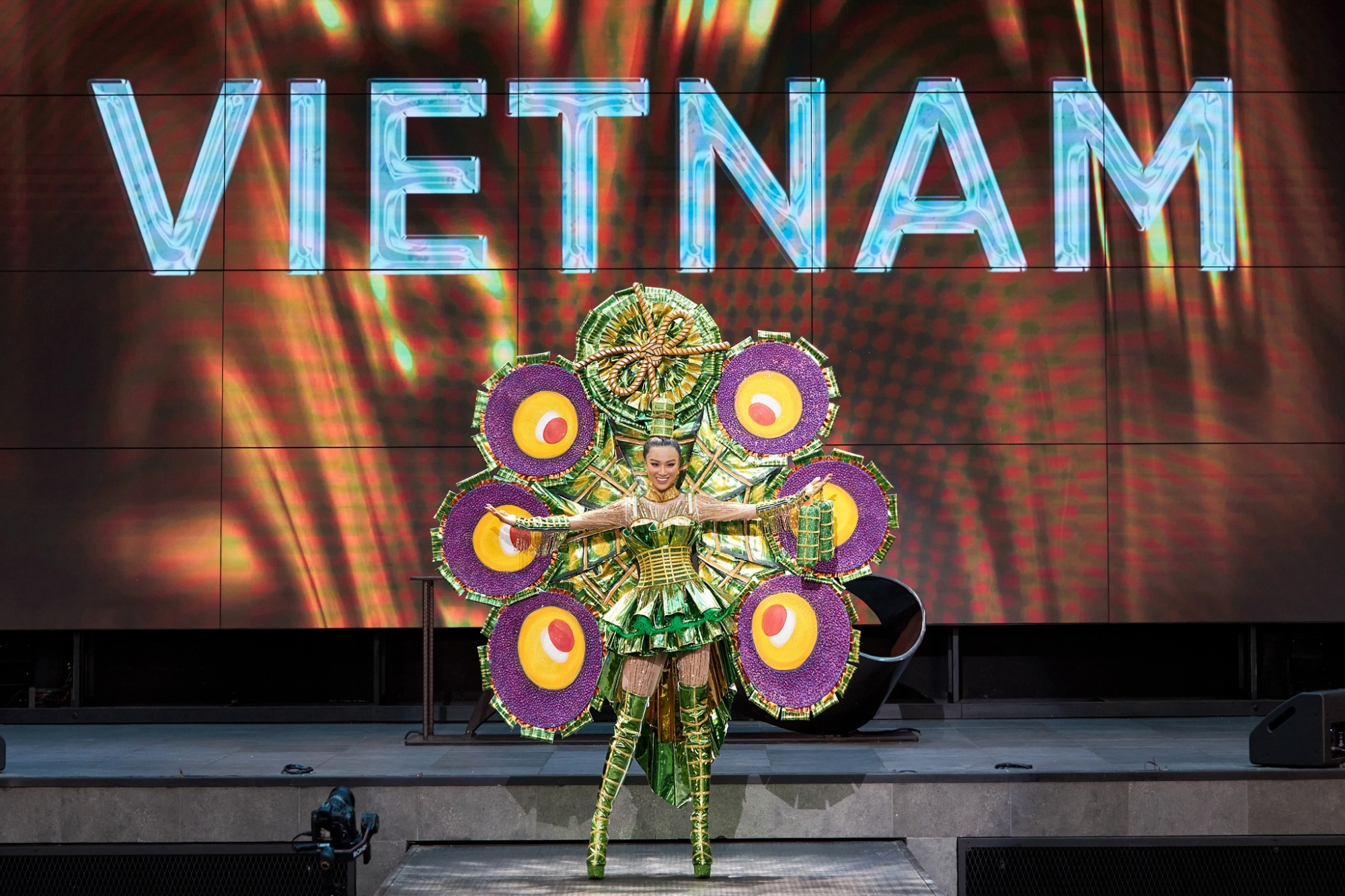 trang phuc dan toc 2 1637454324434