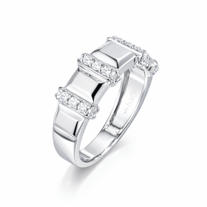 ChatGPT Image 11 45 26 6 thg 3 2026 1