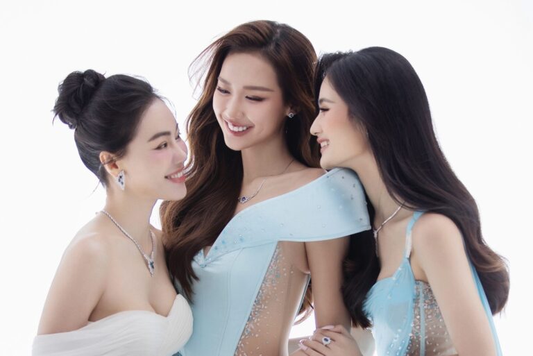 Bộ Ba Nhà Sen Vàng Cùng Toả Sáng Trong Trang Sức Cao Cấp Của IJC 7 Bộ Ba Nhà Sen Vàng Cùng Toả Sáng Trong Trang Sức Cao Cấp Của IJC