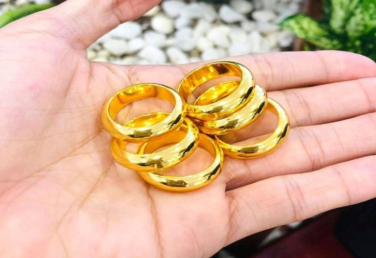 Giá Vàng Hôm Nay: Cập Nhật Mới Nhất & Gợi Ý Chọn Trang Sức Vàng Phù Hợp