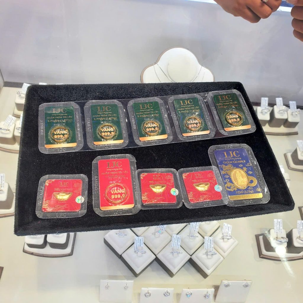 Giá Vàng Hôm Nay 25/03/2026: Biến Động Mạnh Trong Bối Cảnh Thị Trường Bất Định 2 image 27