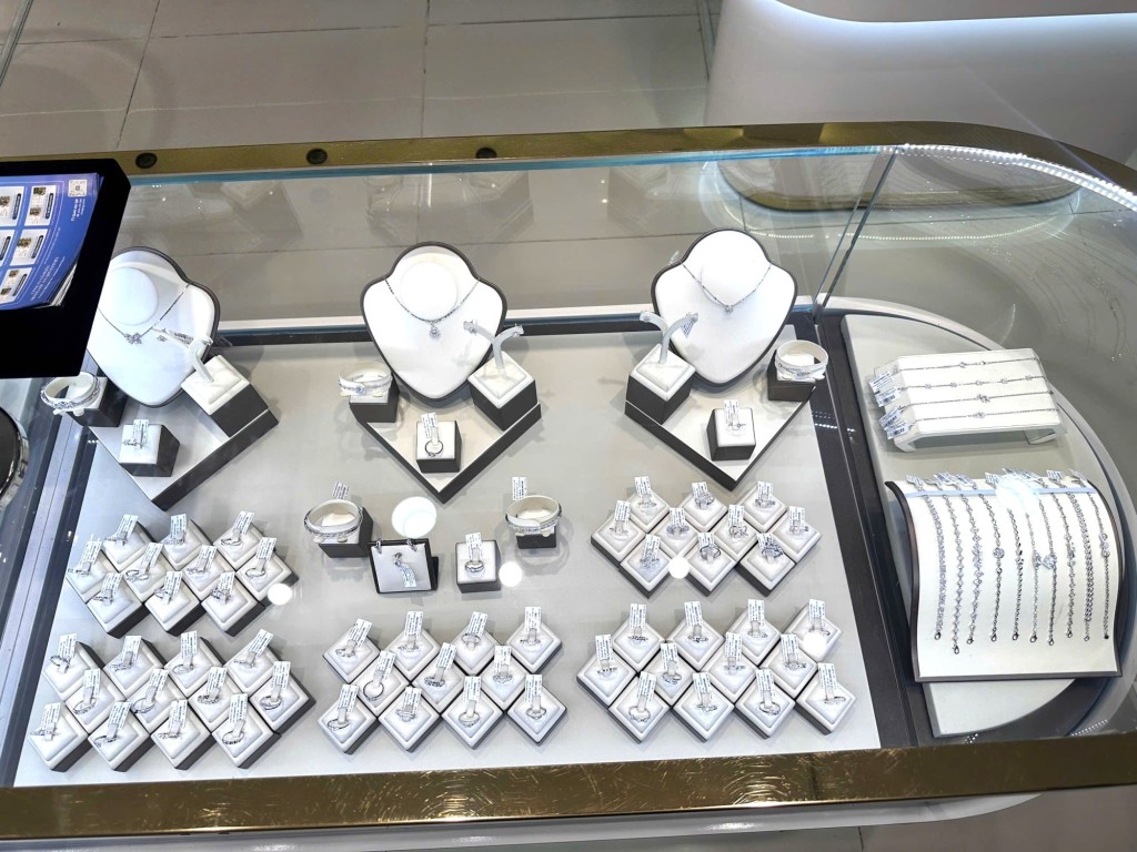 cửa hàng trang sức đá quý thủ đức,